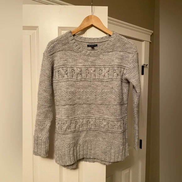 Women’s American Eagle Outfitters Sweater XM - Picture 2 of 10